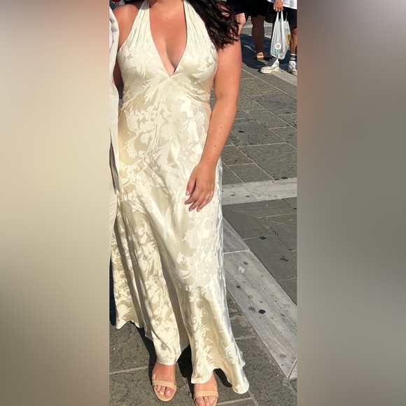 Azazie Size 12 Cream Halter Dress - Picture 4 of 4